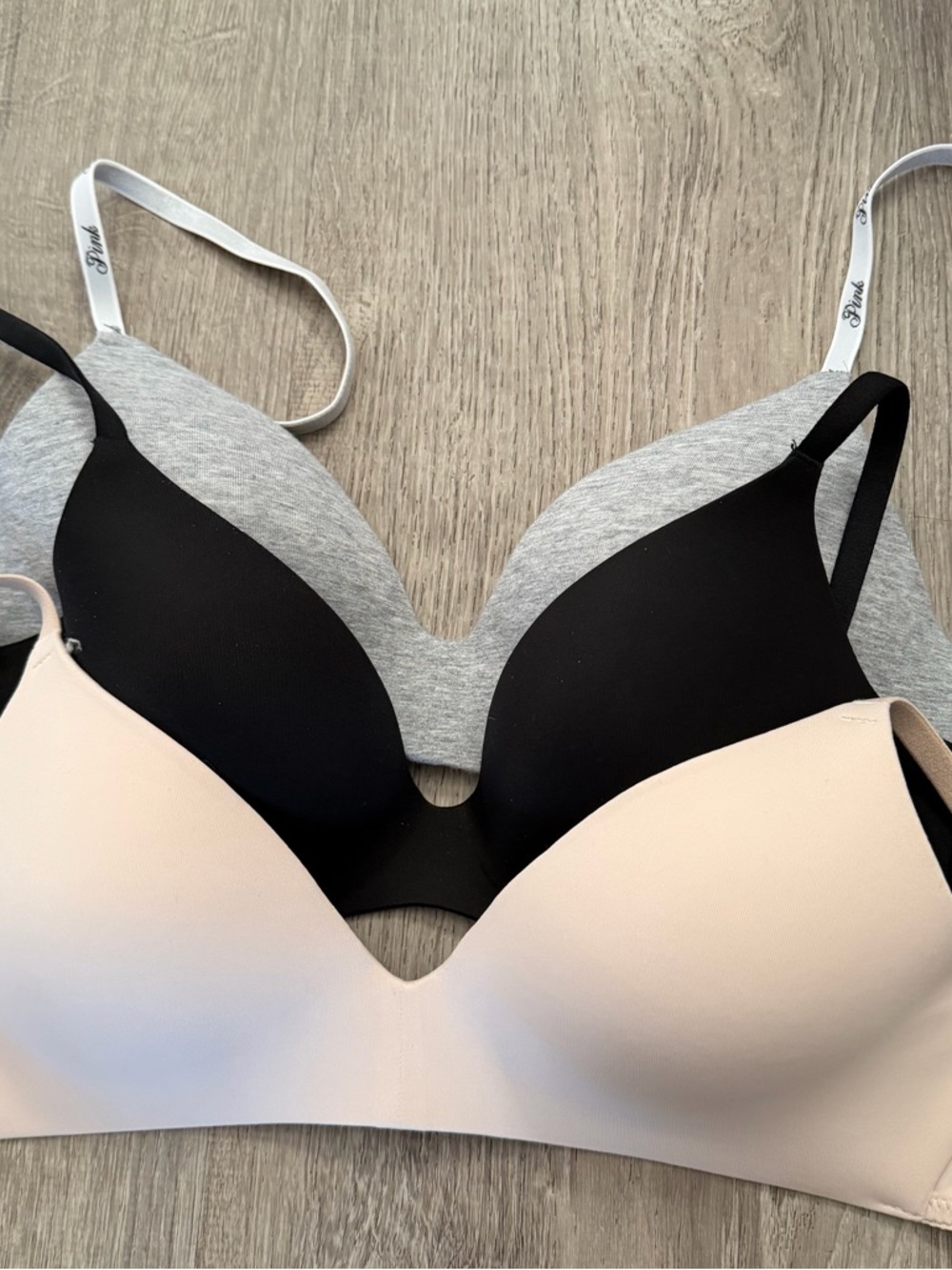 Victoria Secret / Pink Bras - 34 B